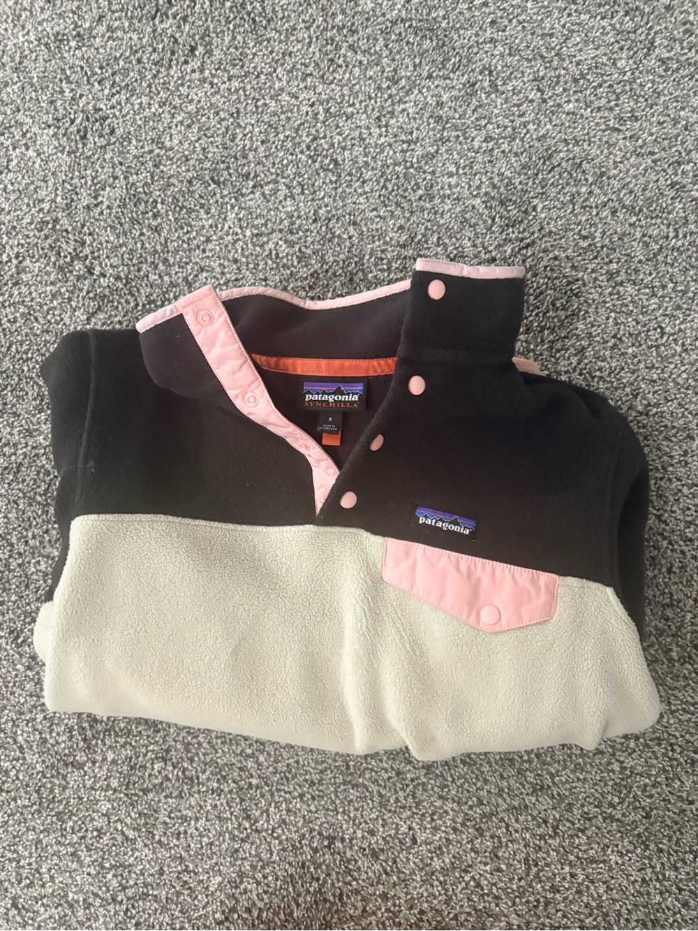 Patagonia Kids Black, Pink & Cream Snap-T Fleece Pullover